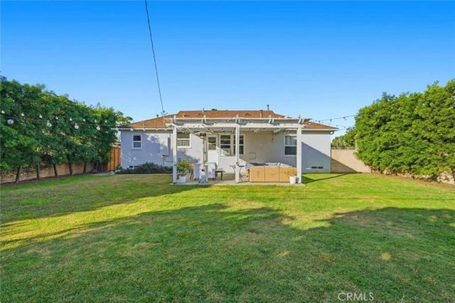 2324 Roycroft Avenue, Long Beach, CA 90815