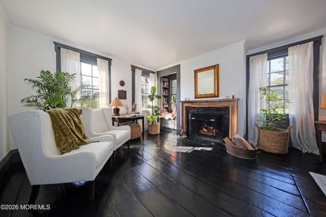 917 Broad Street, Shrewsbury Boro, NJ 07702