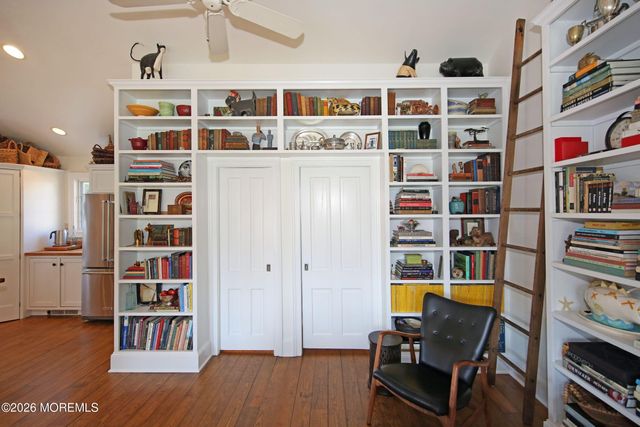 917 Broad Street, Shrewsbury Boro, NJ 07702