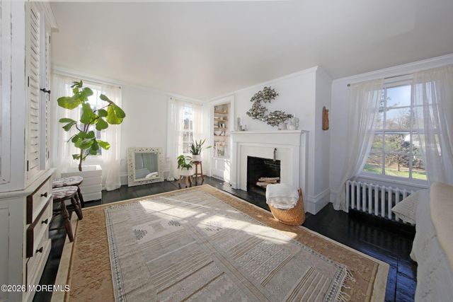 917 Broad Street, Shrewsbury Boro, NJ 07702