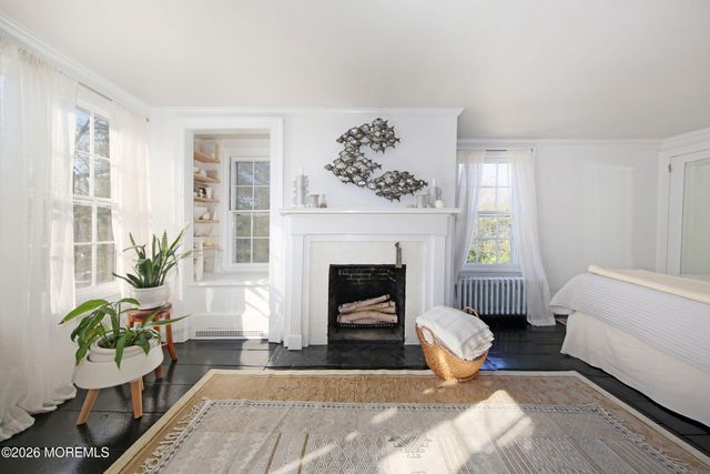 917 Broad Street, Shrewsbury Boro, NJ 07702