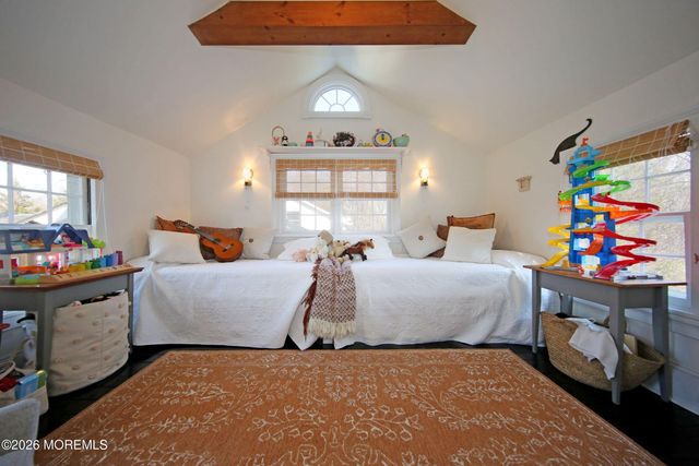 917 Broad Street, Shrewsbury Boro, NJ 07702