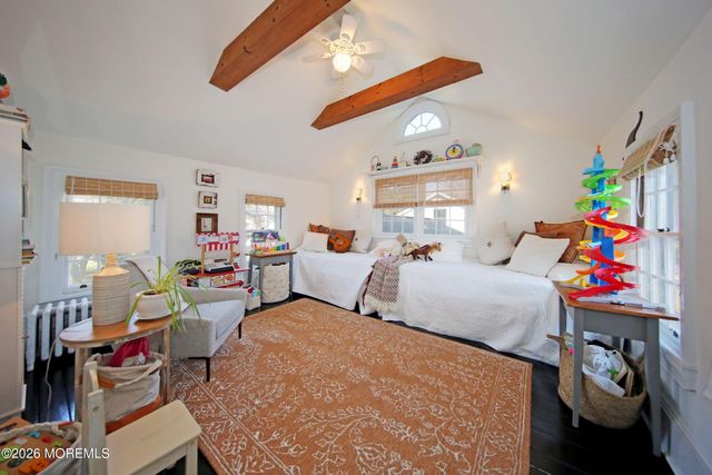 917 Broad Street, Shrewsbury Boro, NJ 07702