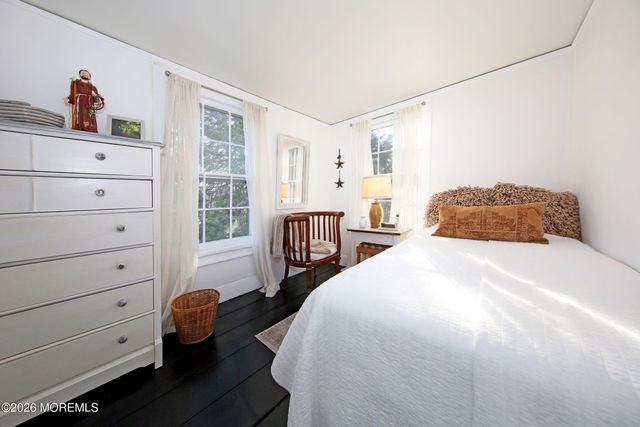 917 Broad Street, Shrewsbury Boro, NJ 07702