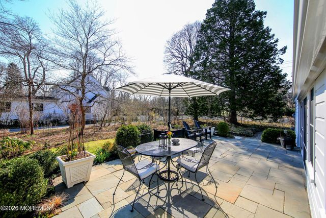 917 Broad Street, Shrewsbury Boro, NJ 07702