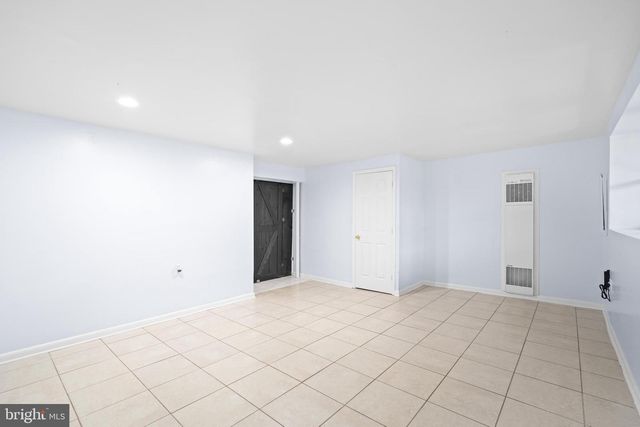 6917 VILLA DEL REY CT, Springfield, VA 22150