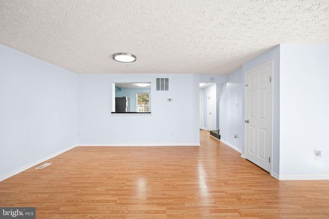 6917 VILLA DEL REY CT, Springfield, VA 22150