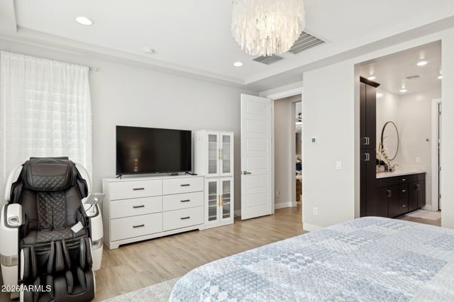 6875 W SPUR Drive, Peoria, AZ 85383