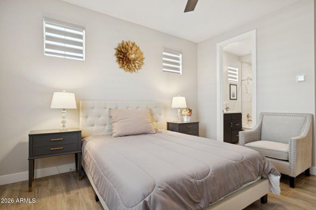 6875 W SPUR Drive, Peoria, AZ 85383