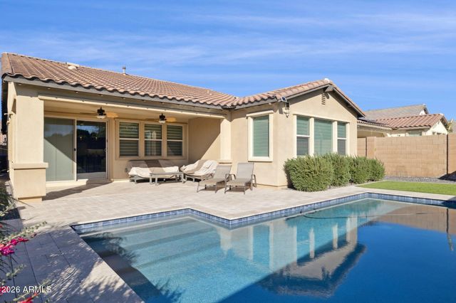 6875 W SPUR Drive, Peoria, AZ 85383