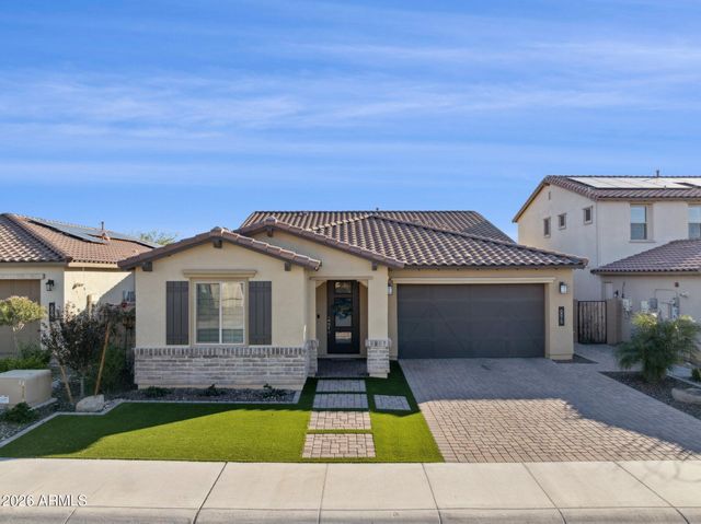 6875 W SPUR Drive, Peoria, AZ 85383