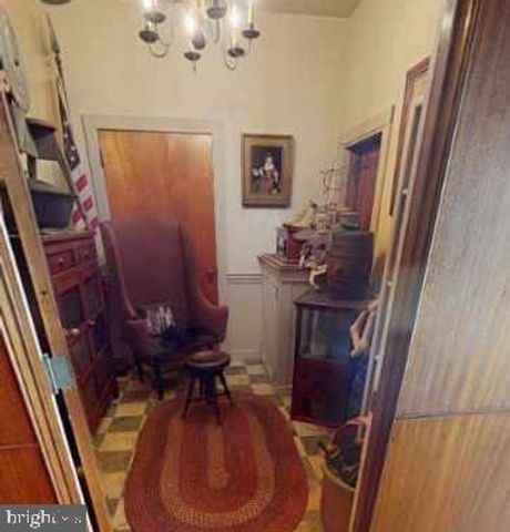 19 VALLEY RD, Lewistown, PA 17044