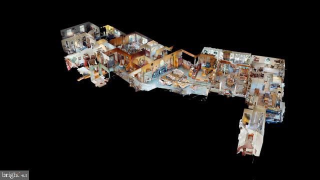 19 VALLEY RD, Lewistown, PA 17044