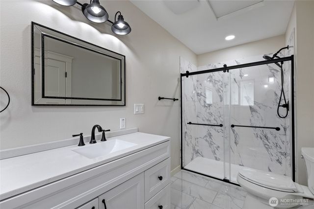 1268 Pilchuck Dr FI, Fox Island, WA 98333