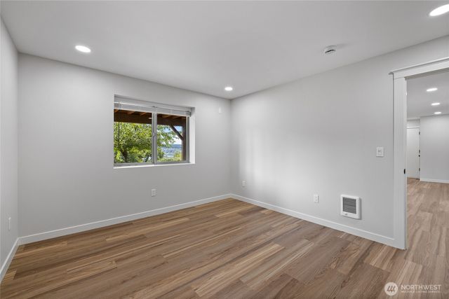 1268 Pilchuck Dr FI, Fox Island, WA 98333