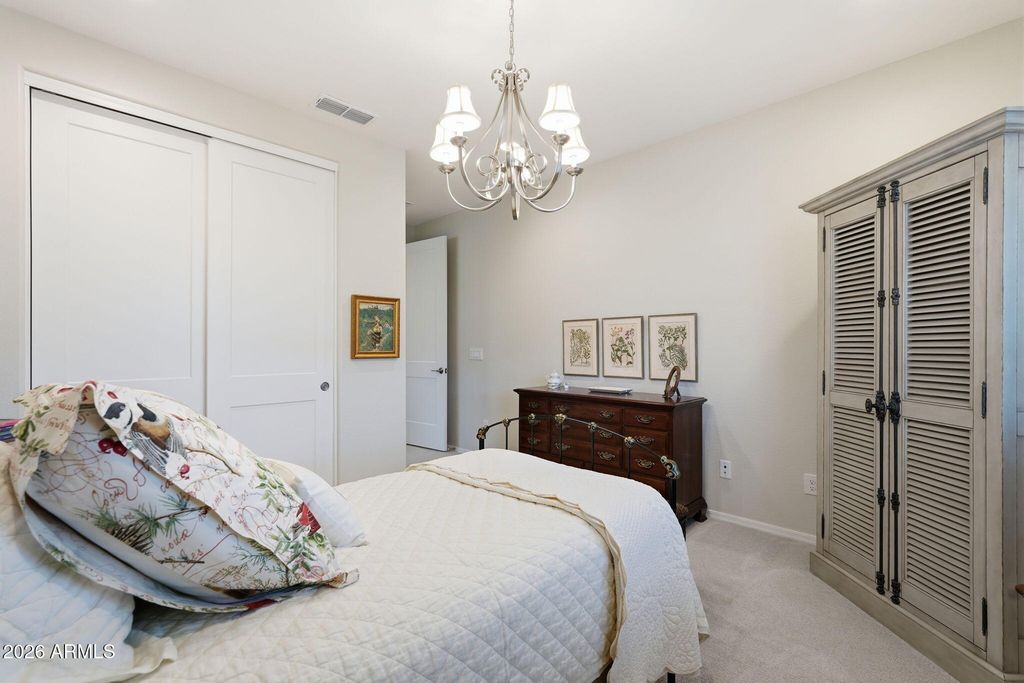 Image 20 of property listing at 7674 W CACTUS WREN Way, Florence, AZ 85132