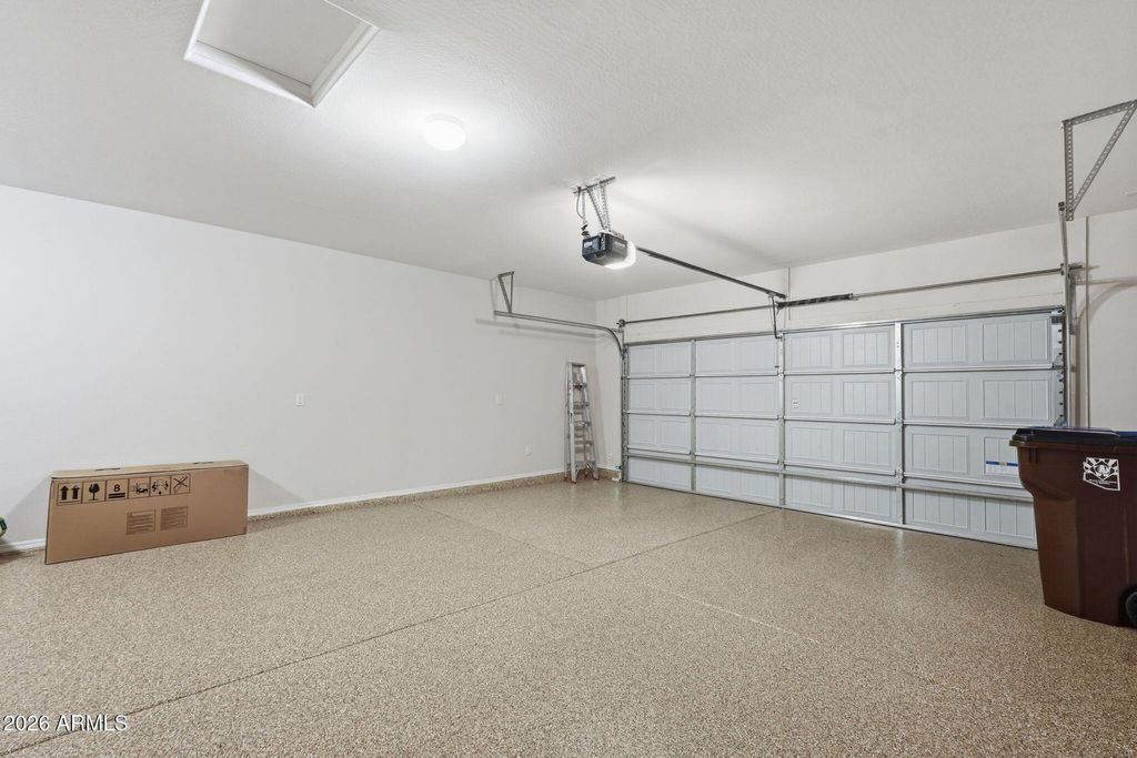 Image 25 of property listing at 7674 W CACTUS WREN Way, Florence, AZ 85132