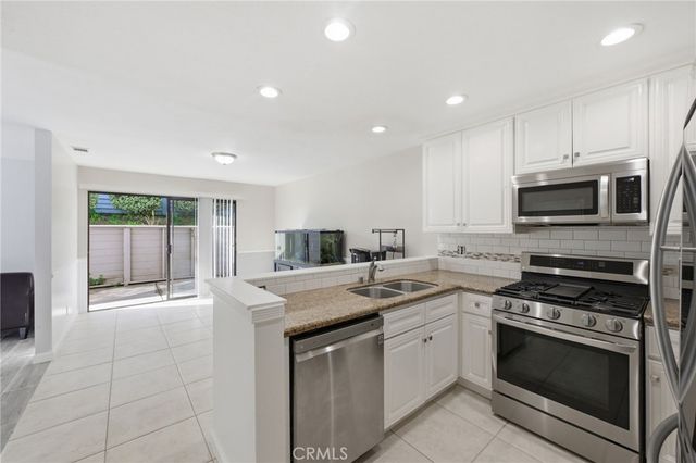 13091 Hubbard Street 5, Sylmar, CA 91342