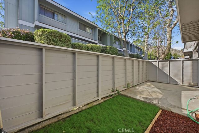 13091 Hubbard Street 5, Sylmar, CA 91342