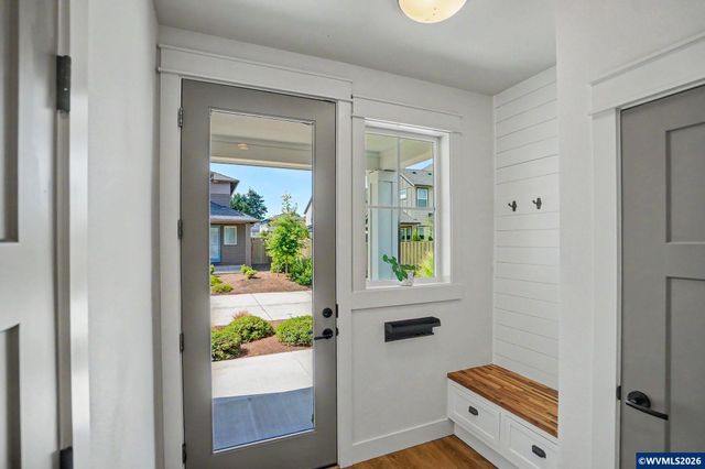 1882 SW 53rd St, Corvallis, OR 97333