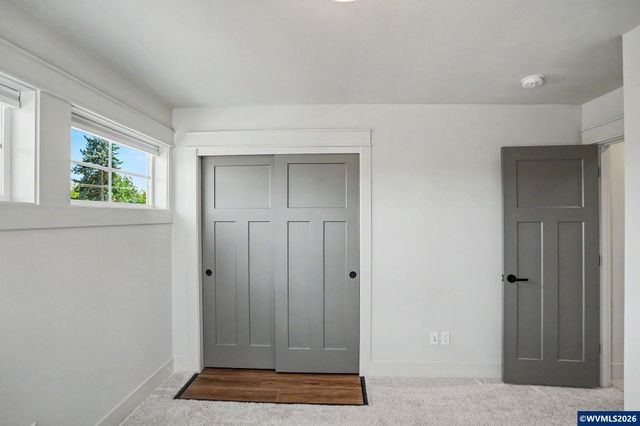 1882 SW 53rd St, Corvallis, OR 97333