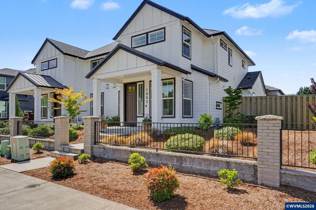 1882 SW 53rd St, Corvallis, OR 97333