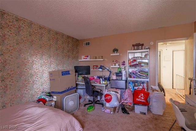 431 Las Casitas Way, Las Vegas, NV 89121