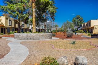 431 Las Casitas Way, Las Vegas, NV 89121