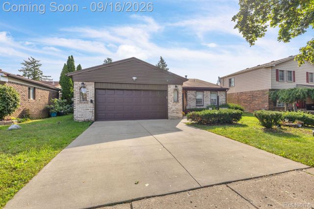 200 Rosemary Street, Dearborn Heights, MI 48127