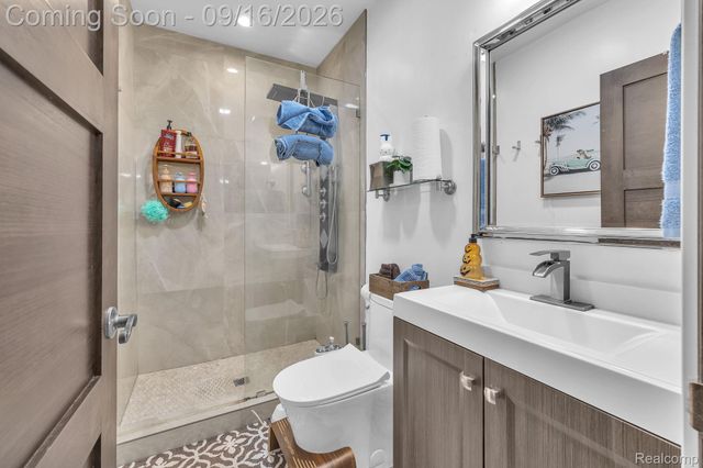 200 Rosemary Street, Dearborn Heights, MI 48127