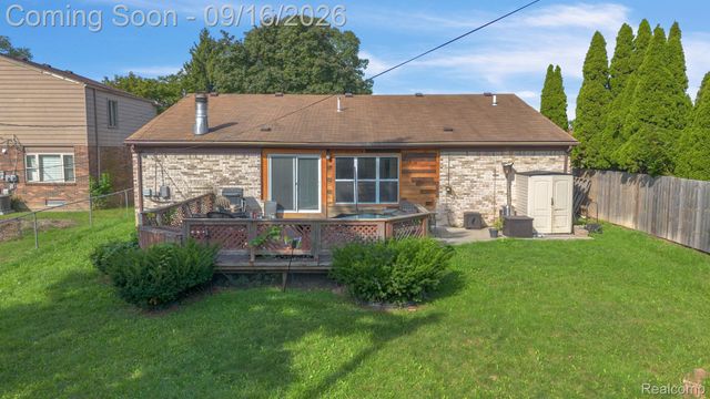 200 Rosemary Street, Dearborn Heights, MI 48127