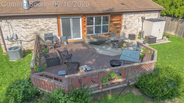 200 Rosemary Street, Dearborn Heights, MI 48127