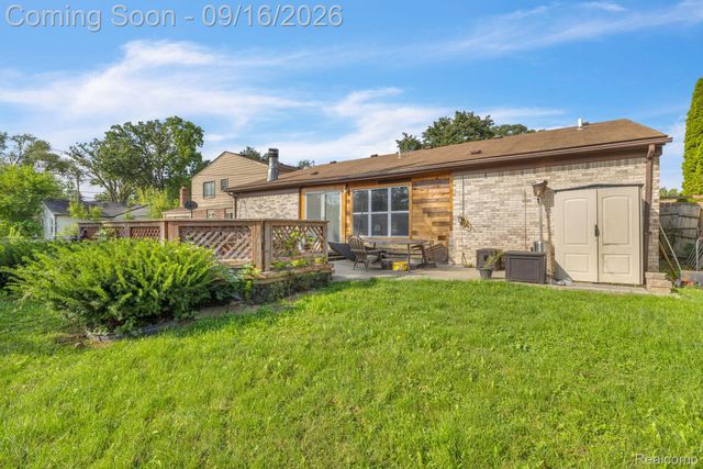 200 Rosemary Street, Dearborn Heights, MI 48127