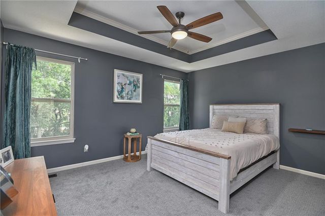 20022 W 220th Terrace, Spring Hill, KS 66083