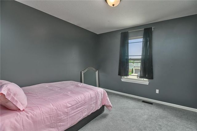 20022 W 220th Terrace, Spring Hill, KS 66083