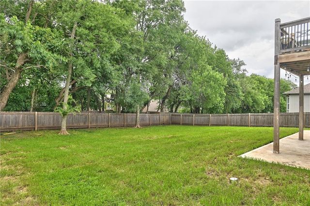 20022 W 220th Terrace, Spring Hill, KS 66083