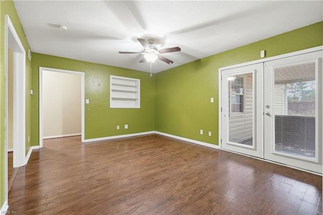 4628 Helensburgh DR, Chesapeake, VA 23321