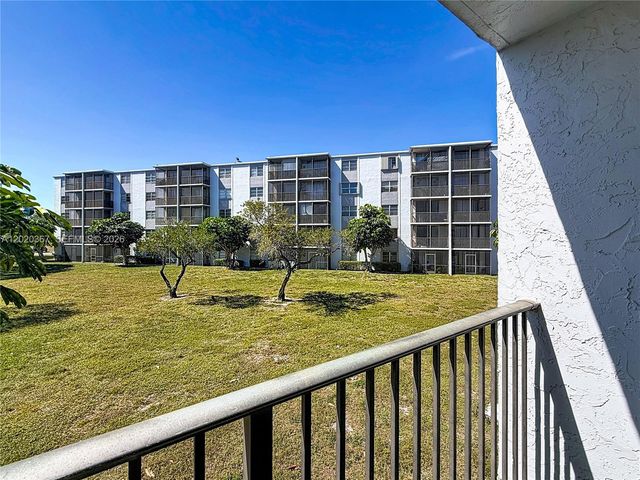 8740 N Sherman Cir 206, Miramar, FL 33025