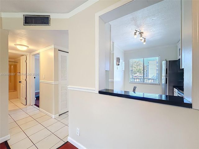 8740 N Sherman Cir 206, Miramar, FL 33025