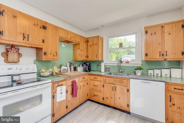1304 PADDOCK WAY, Cherry Hill, NJ 08034