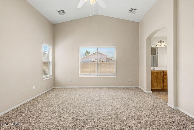 3162 W SUNSHINE BUTTE Drive, San Tan Valley, AZ 85144