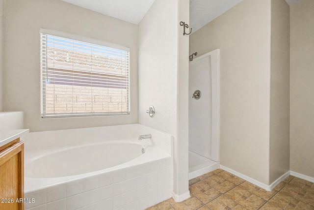 3162 W SUNSHINE BUTTE Drive, San Tan Valley, AZ 85144