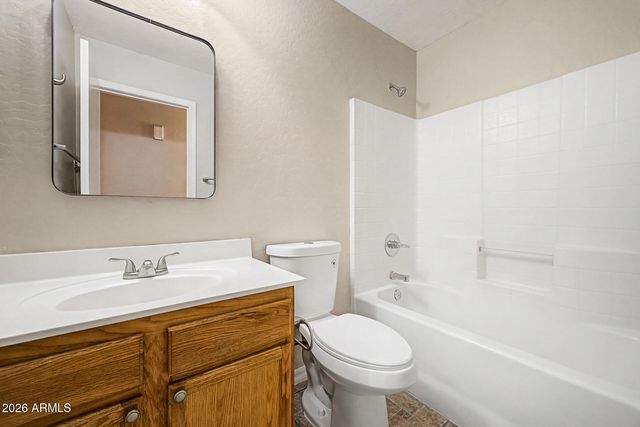 3162 W SUNSHINE BUTTE Drive, San Tan Valley, AZ 85144