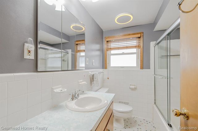 3356 Harding Street, Dearborn, MI 48124