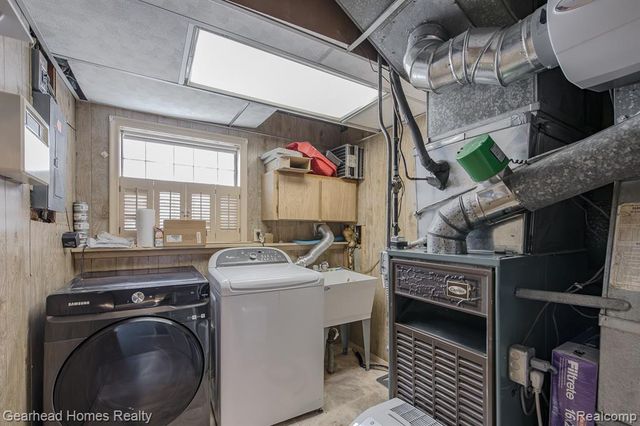 3356 Harding Street, Dearborn, MI 48124