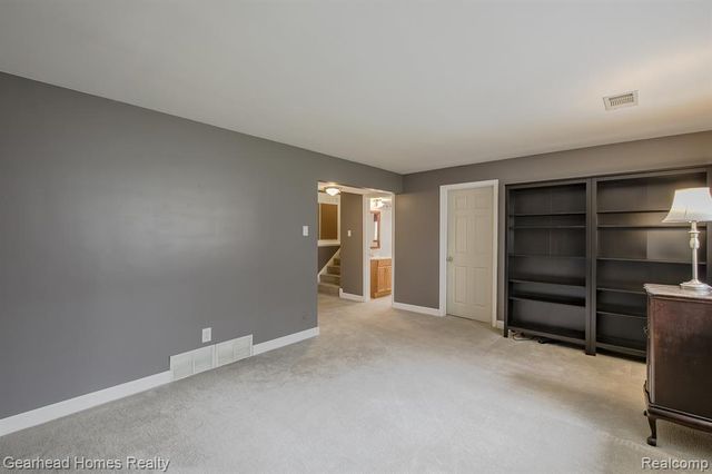 3356 Harding Street, Dearborn, MI 48124