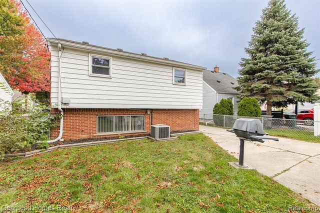 3356 Harding Street, Dearborn, MI 48124
