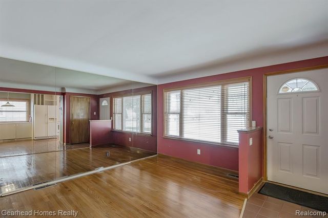 3356 Harding Street, Dearborn, MI 48124