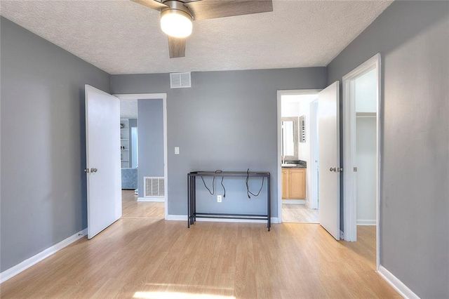 5137 Roswell Road 6, Sandy Springs, GA 30342