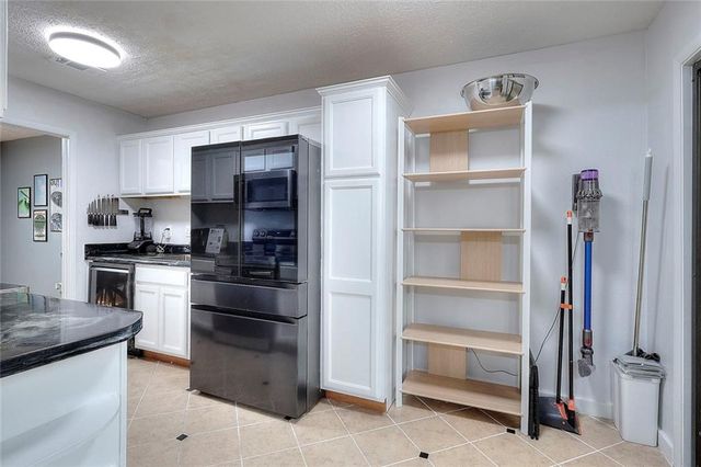 5137 Roswell Road 6, Sandy Springs, GA 30342